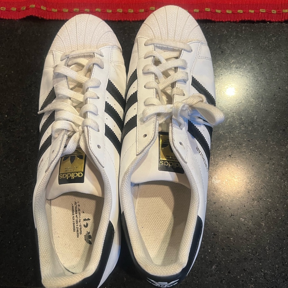 US 13 men’s white adidas superstars